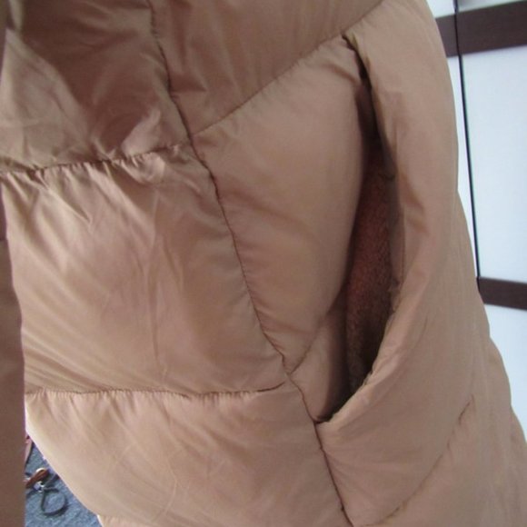 WOMEN'S PUFFER COAT. BEIGE. XL. NWT. - Picture 6 of 13